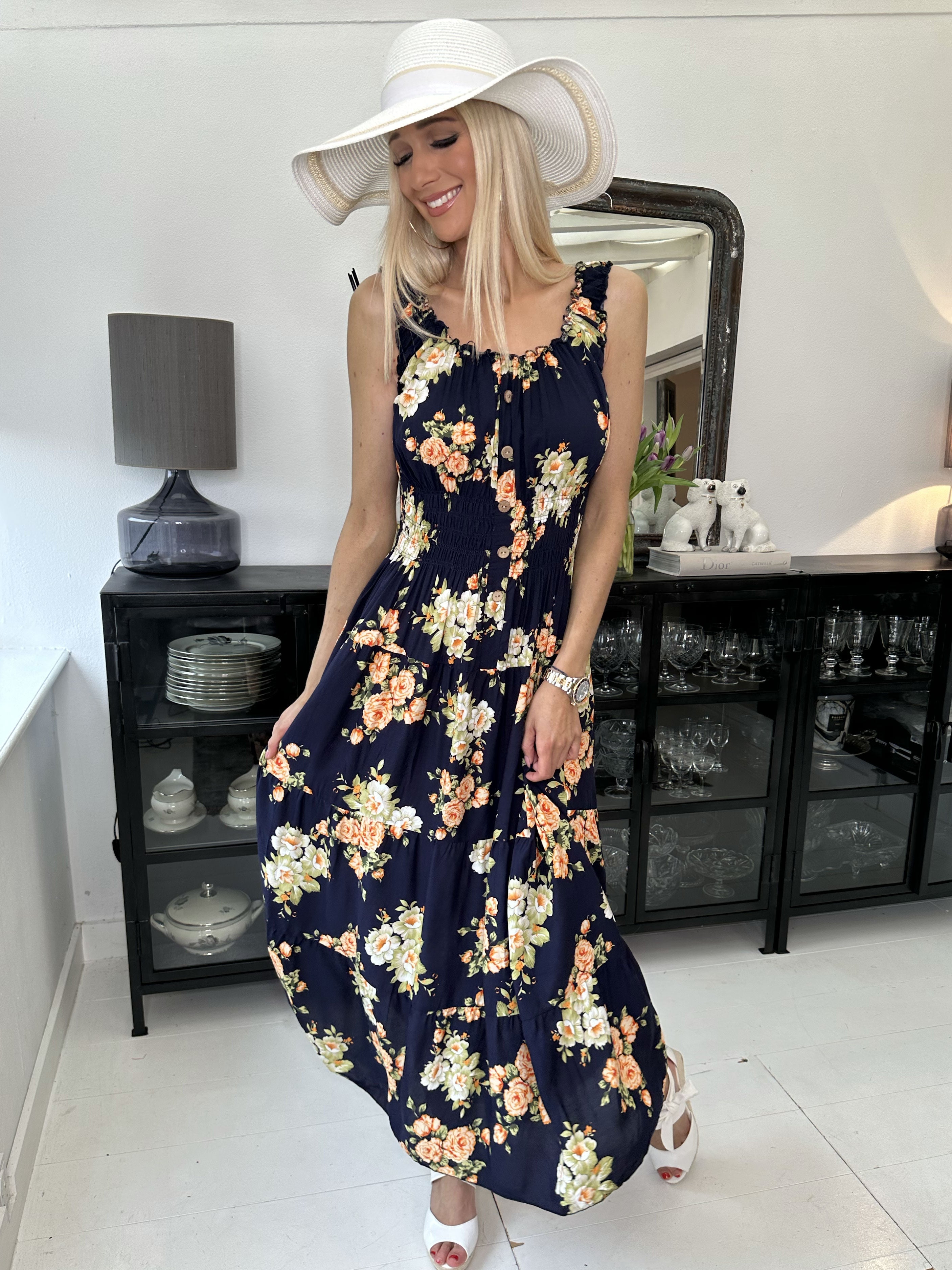 Alicia Rose - Lång bandklänning med blommigt tryck